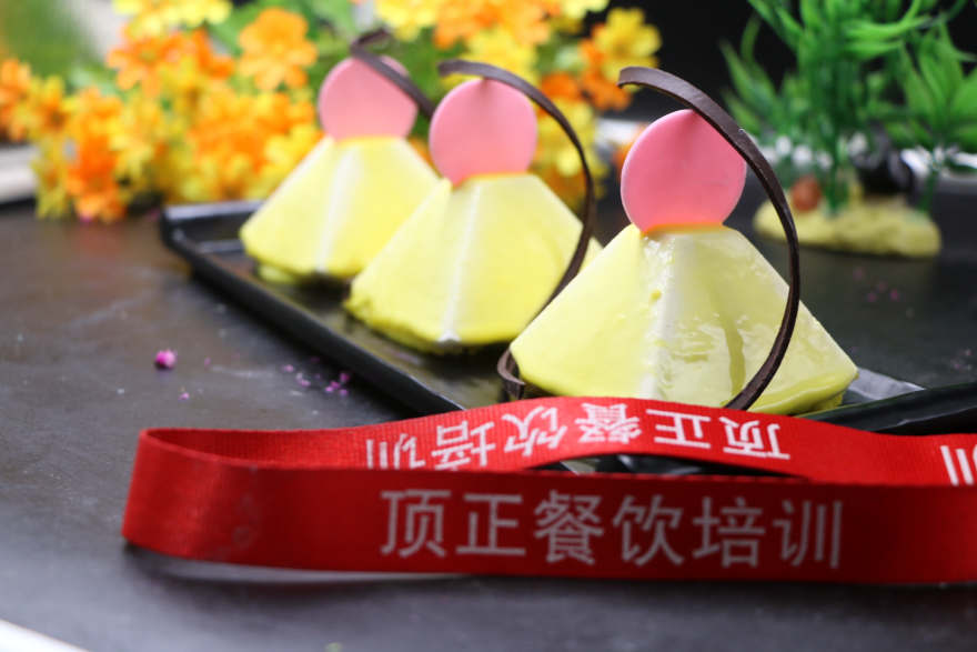 石家庄镜面蛋糕培训
